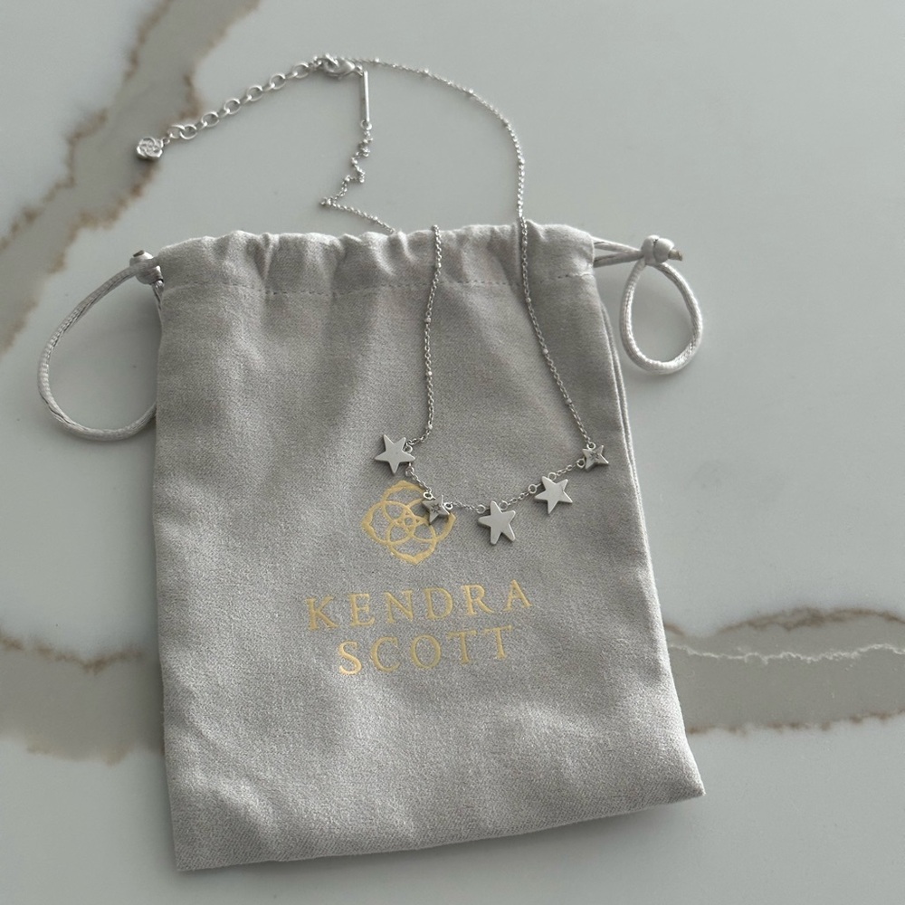 Kendra Scott Jae 5-Star Choker Necklace in Silver